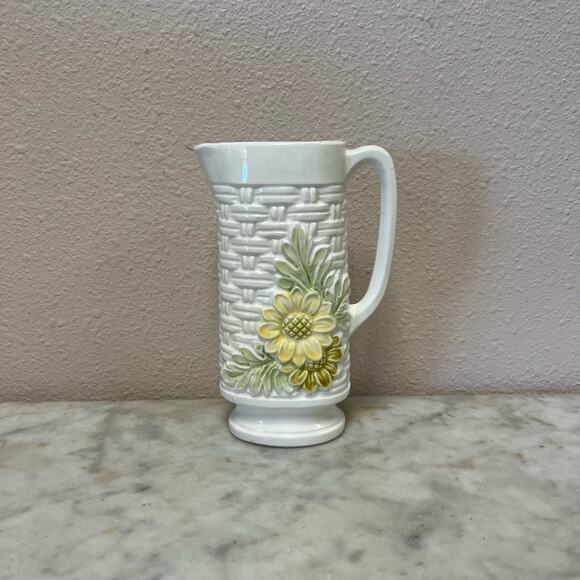 Vintage circa 1970s basketweave pitcher - Picture 3 of 9
